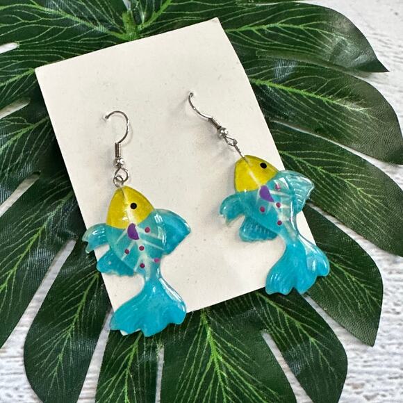 BOHO FREE FISH EARRINGS - Picture 3 of 5